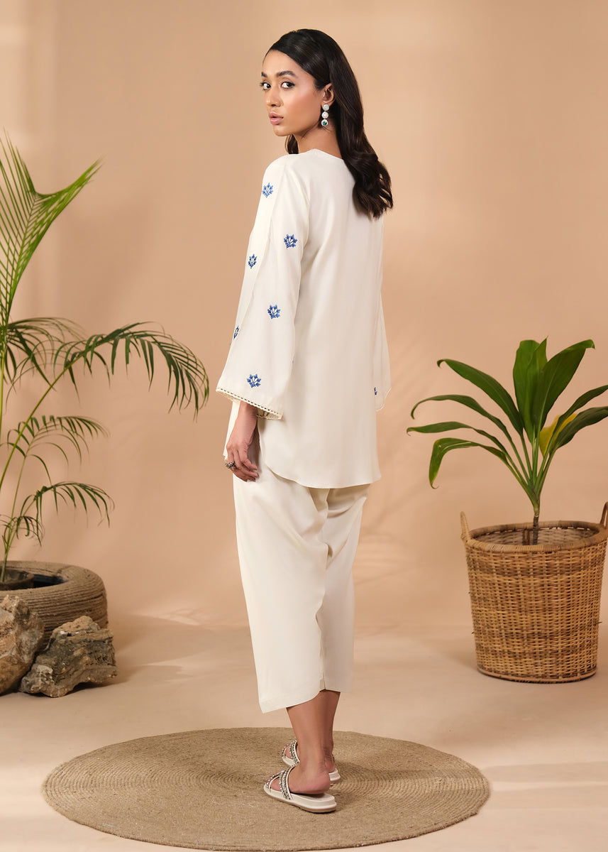 shawls with shalwar kameez