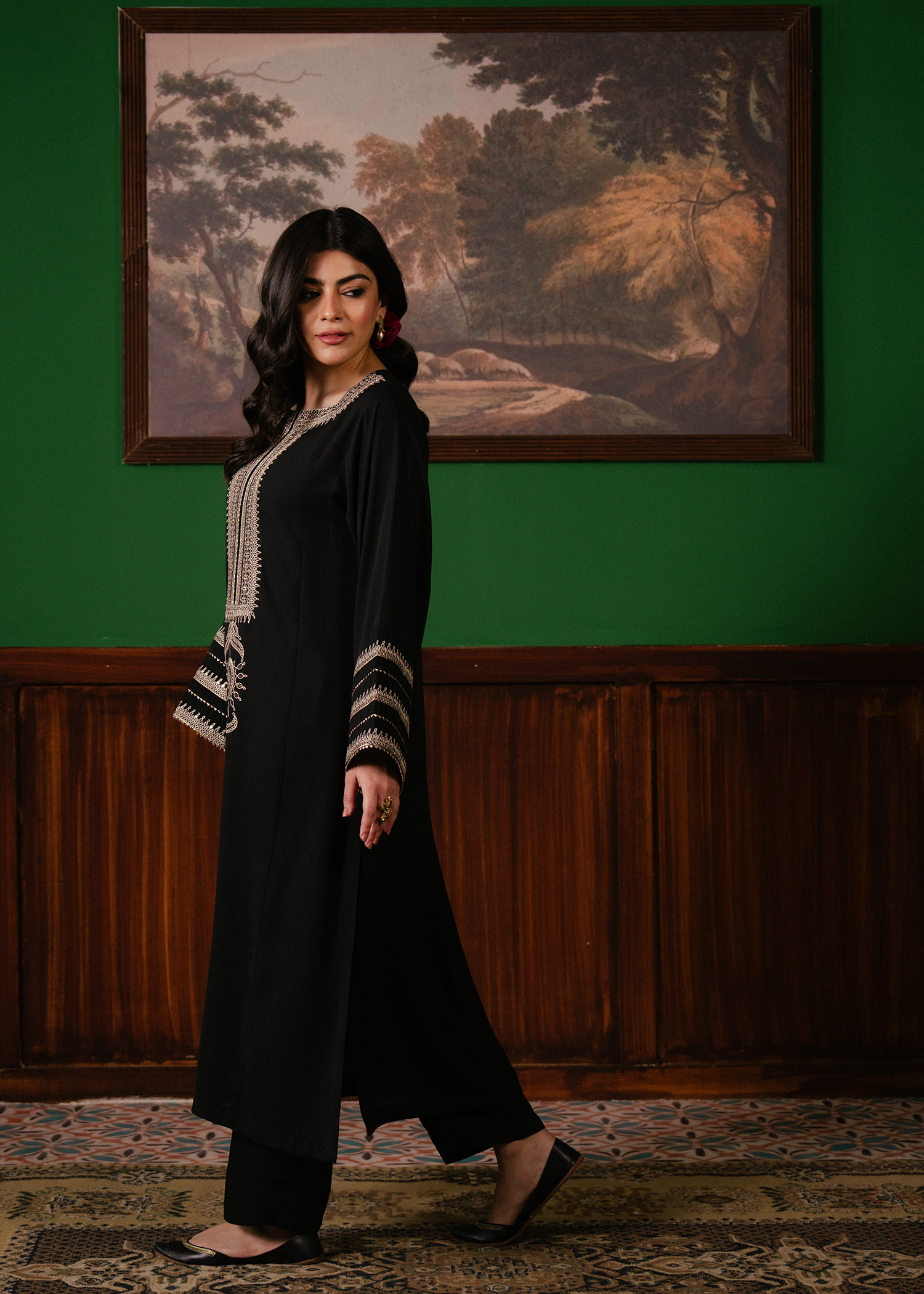winter embroidery suits