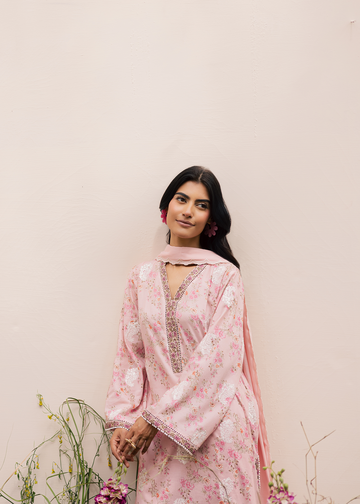 white embroidered kameez