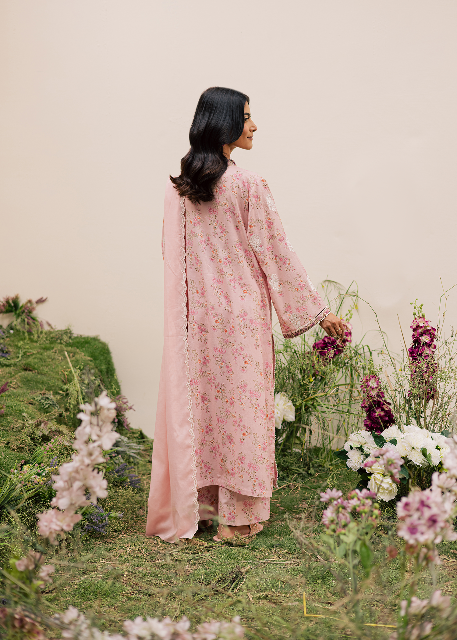 embroidery suit piece
