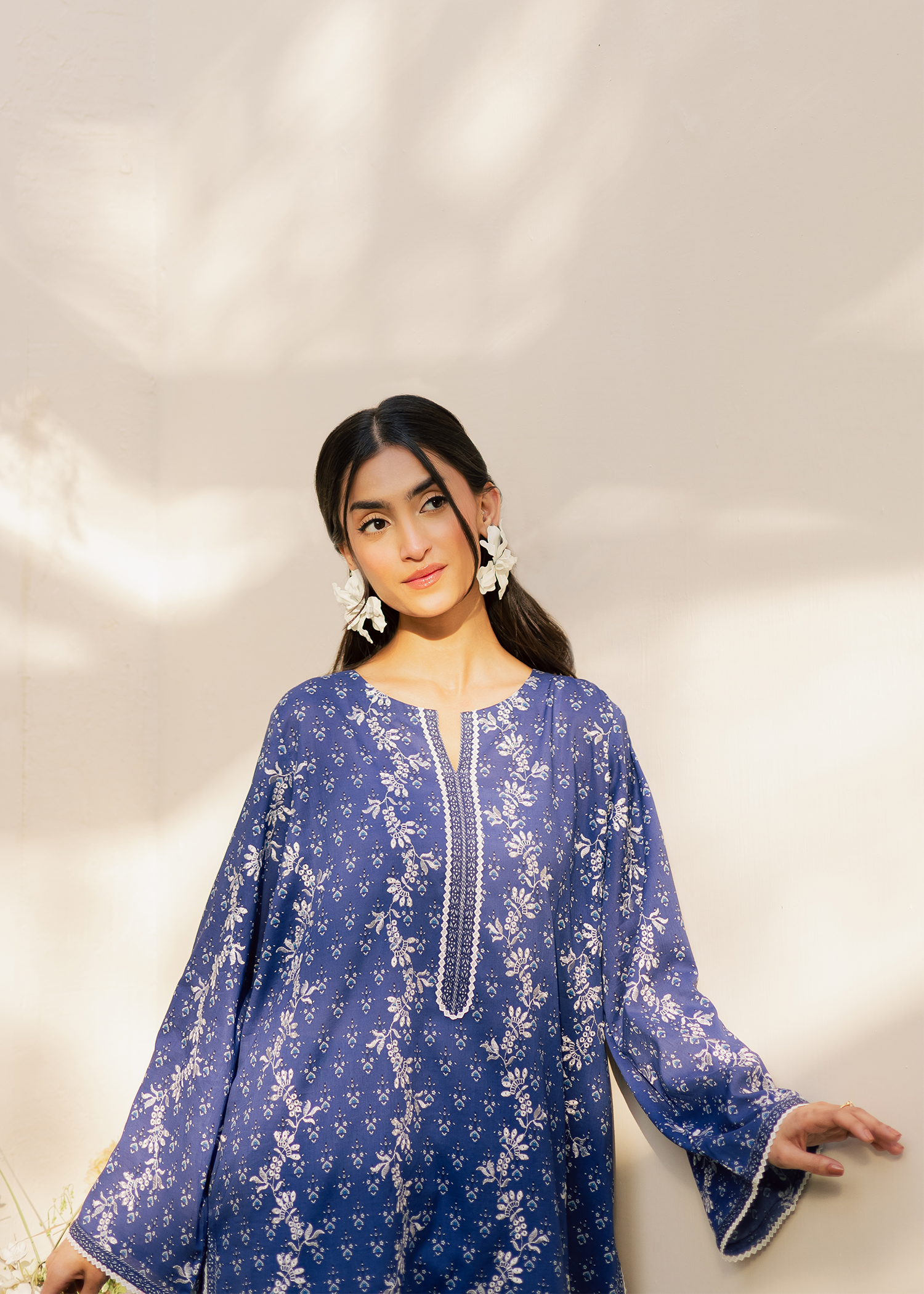 pakistani lawn suits