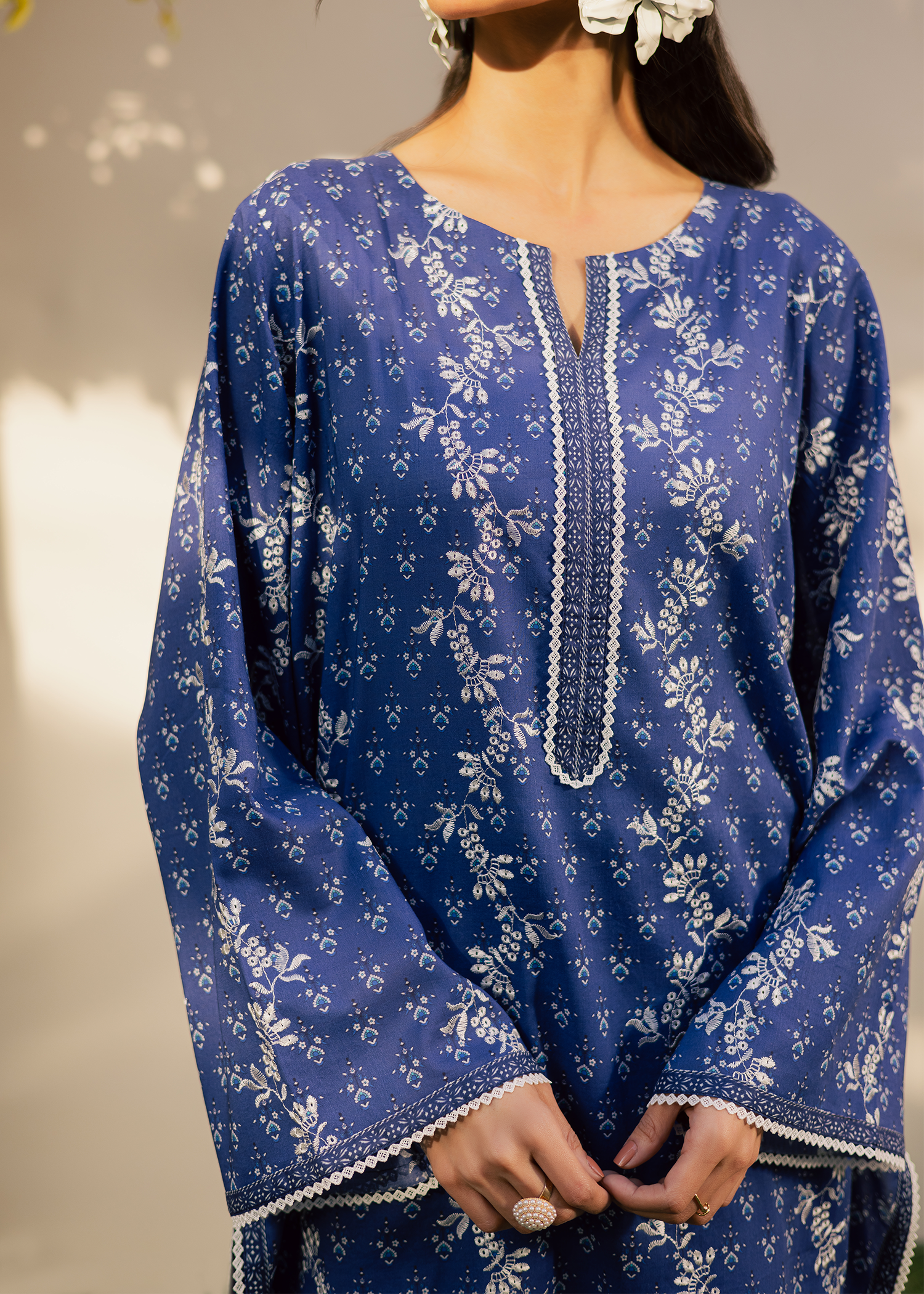 printed lawn suits