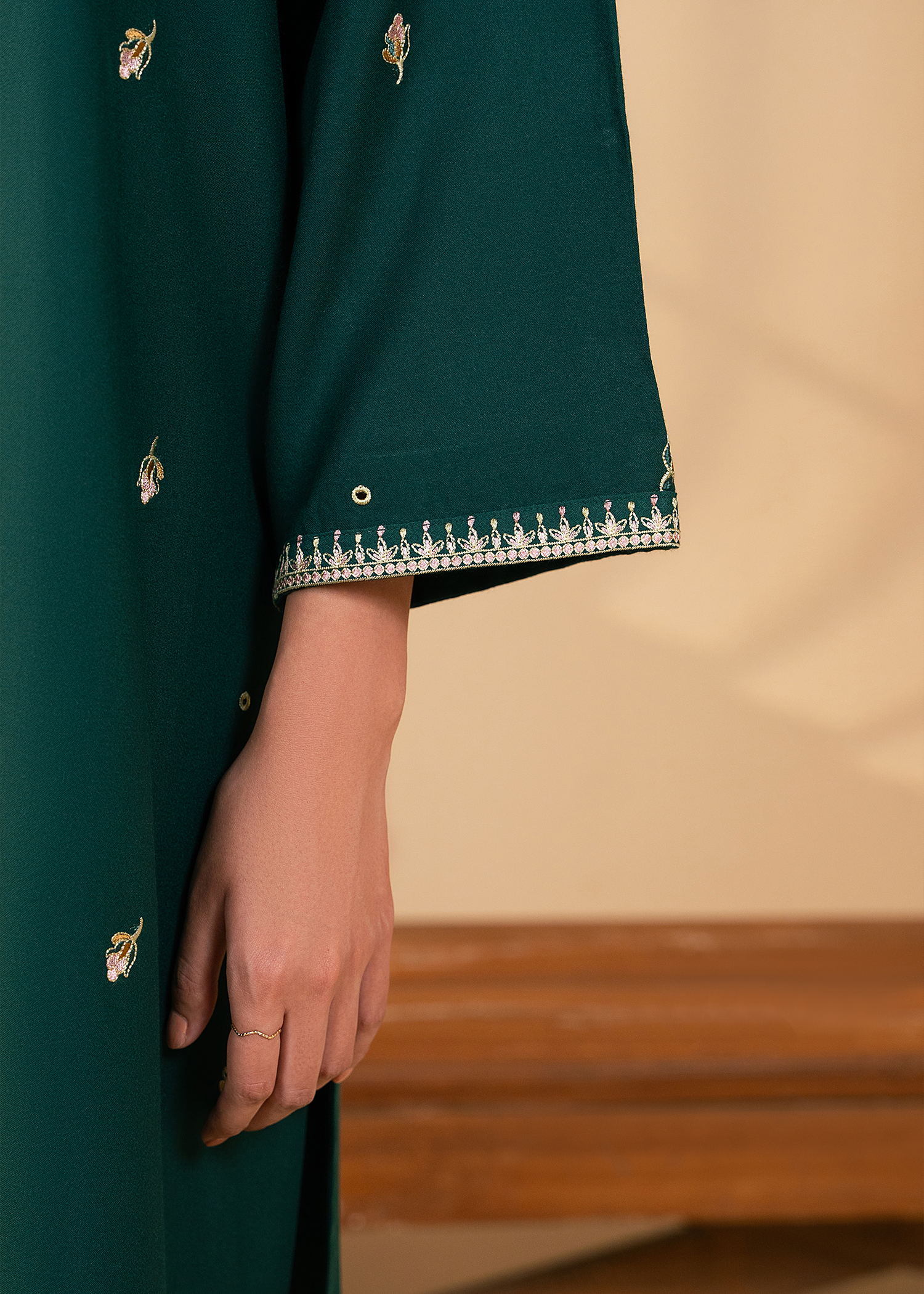 ladies brands in pakistan