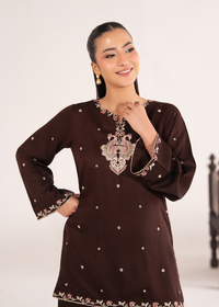 Roselle Brown Festive Pret