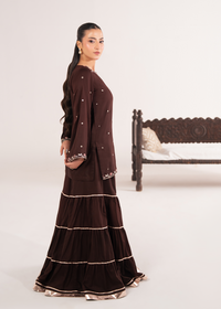 Roselle Brown Festive Pret