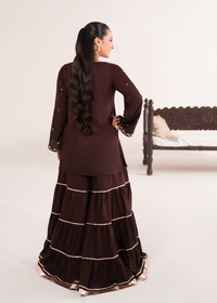 Roselle Brown Festive Pret