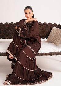 Roselle Brown Festive Pret