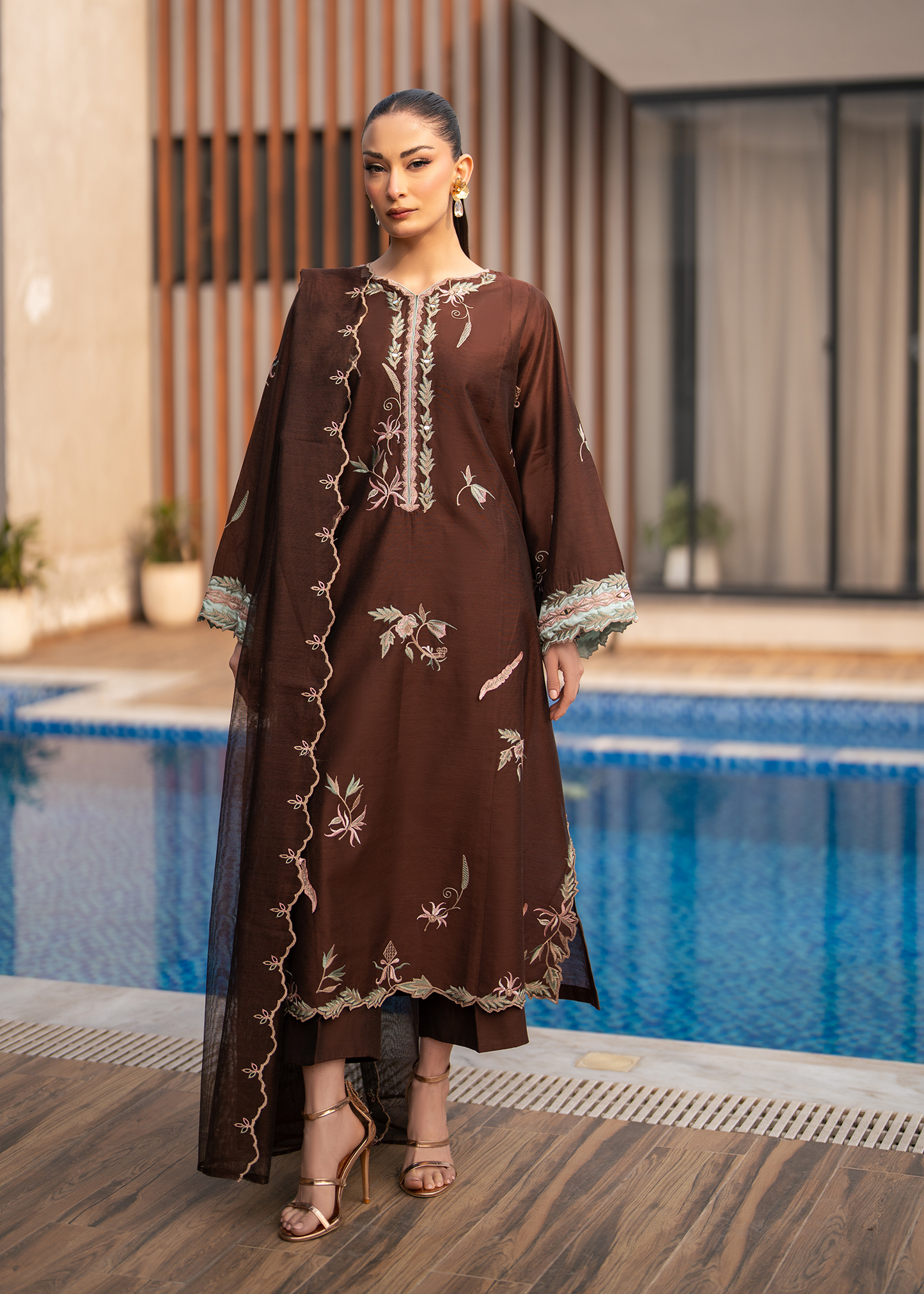 Chocolate Brown Festive Pret