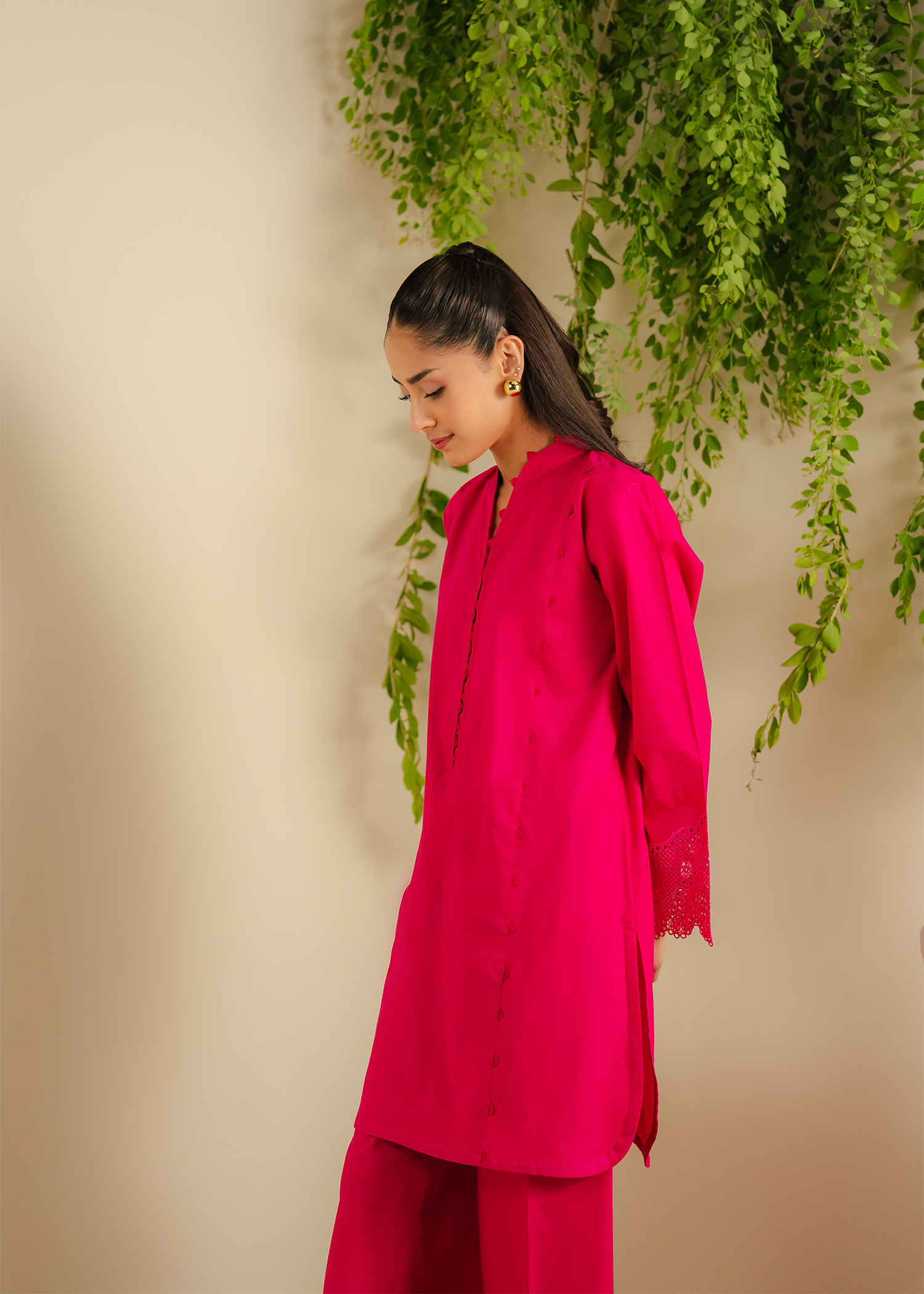 contemporary women's clothing