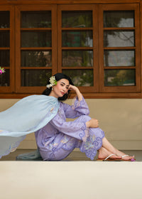 Sia Lilac Festive Lawn