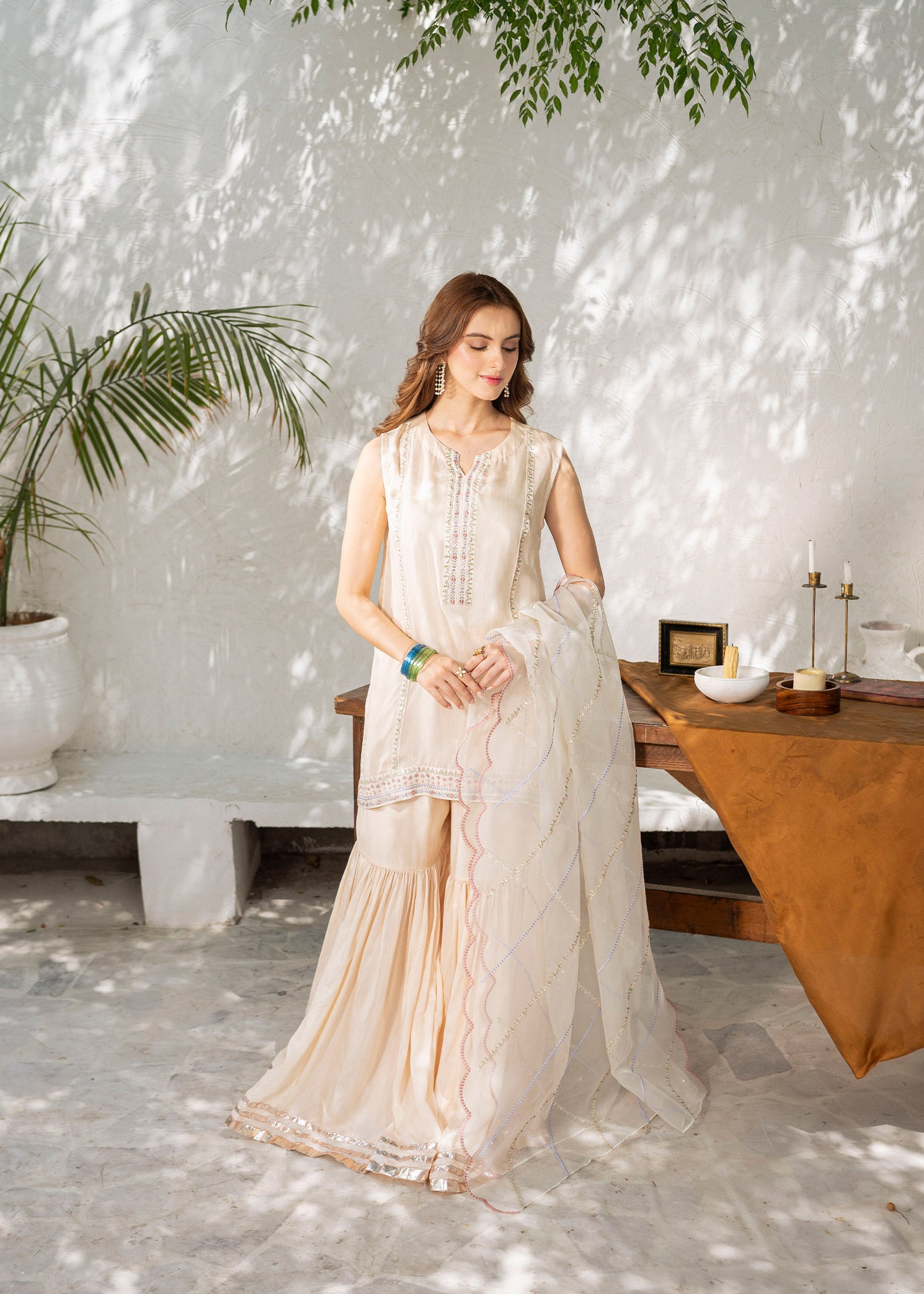 embroidered lawn unstitched