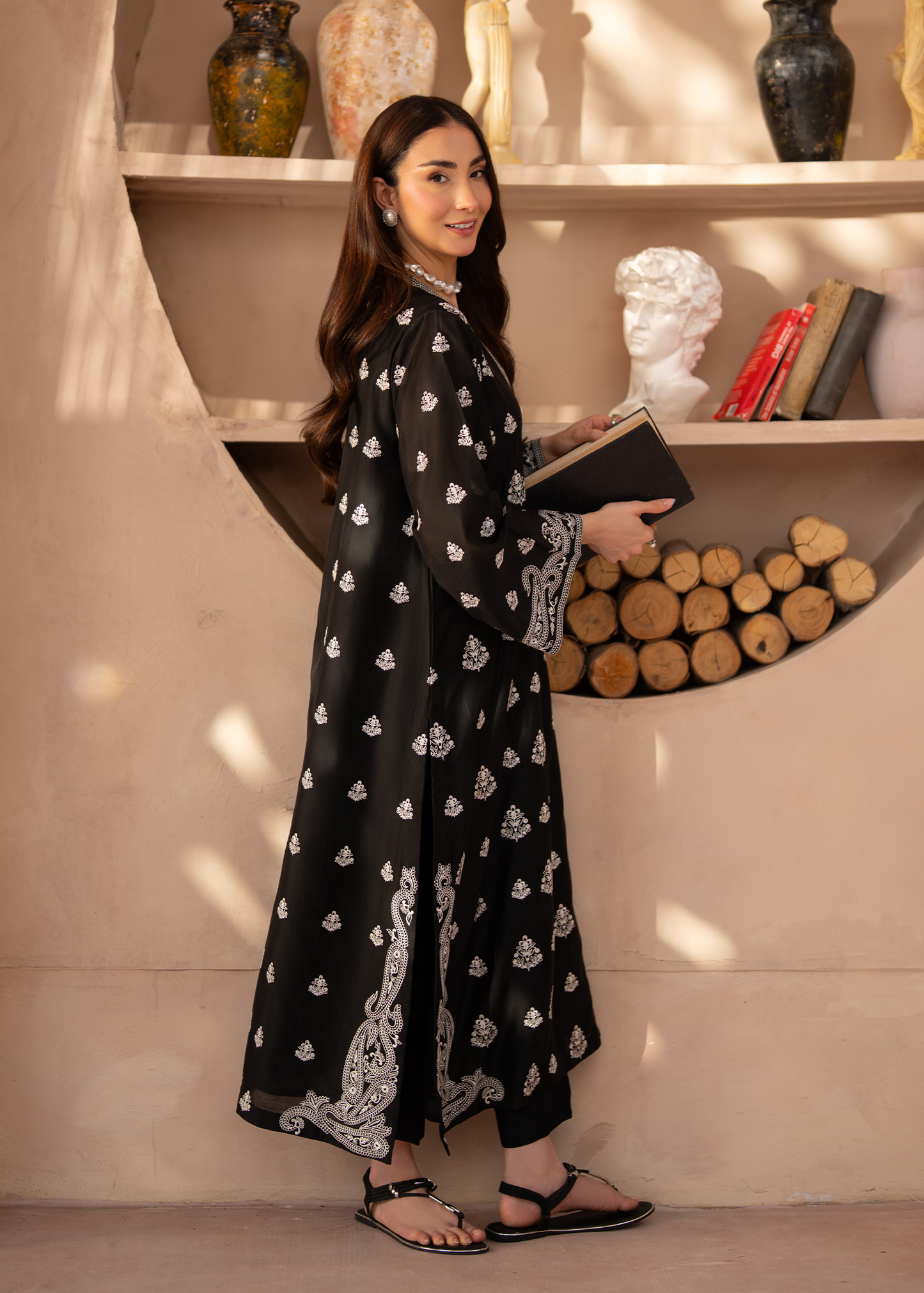 Zinnia Black Festive Pret