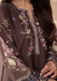 Liora Brown Festive Pret