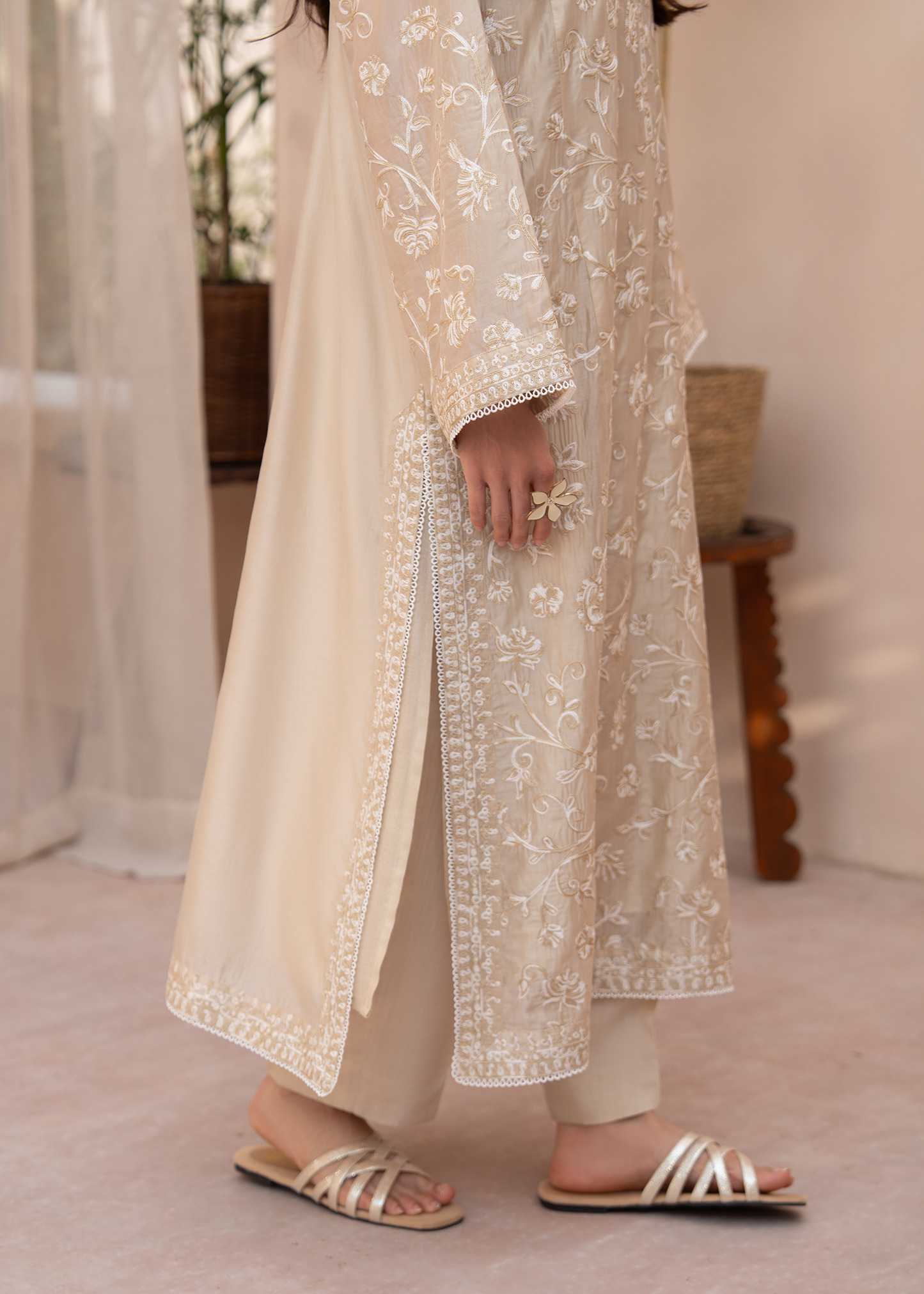 Daisy Beige Festive Pret