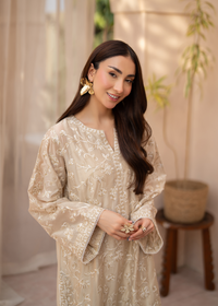 Daisy Beige Festive Pret