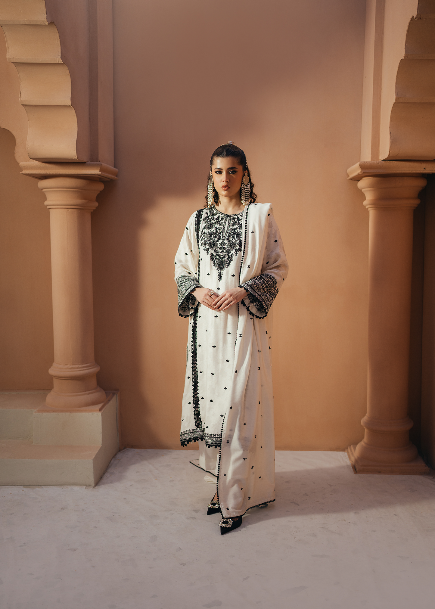 White Brochse Net Suit