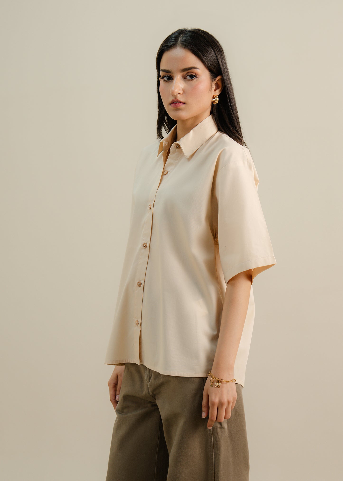 cropped button shirt