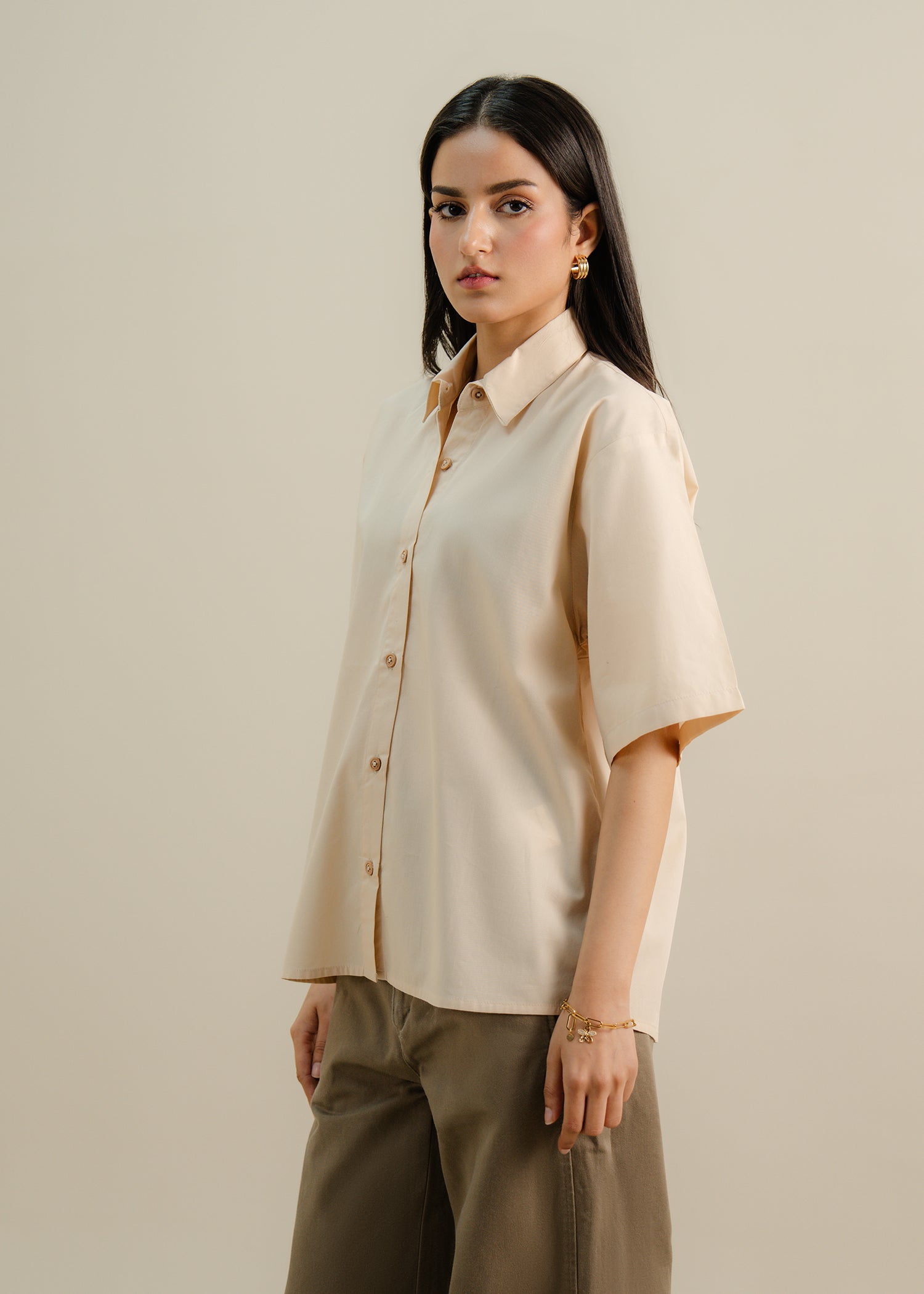 cropped button shirt