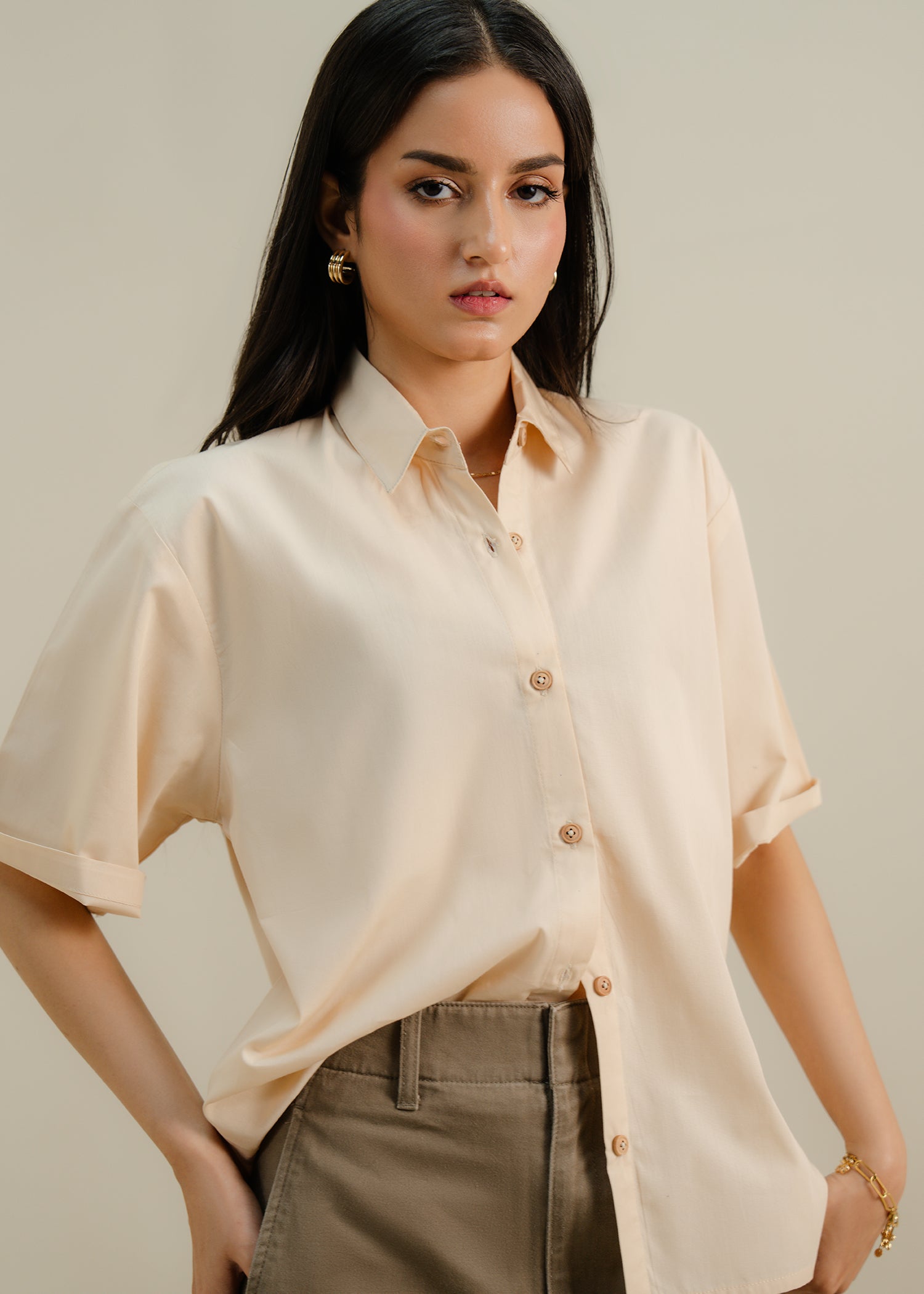 cropped shirt with buttons